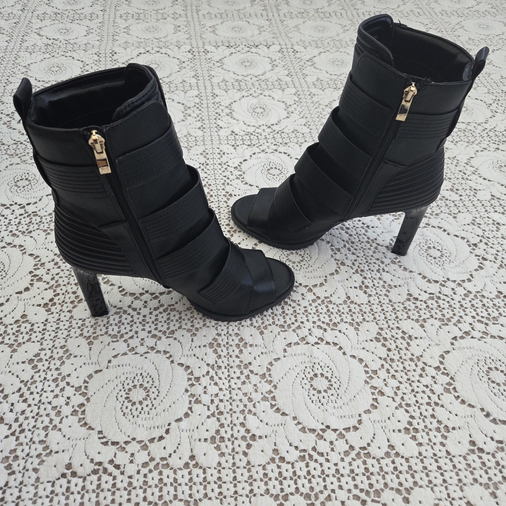 DKNY Blake Peep-Toe Strappy Heeled Booties Size 10 - Picture 4 of 10